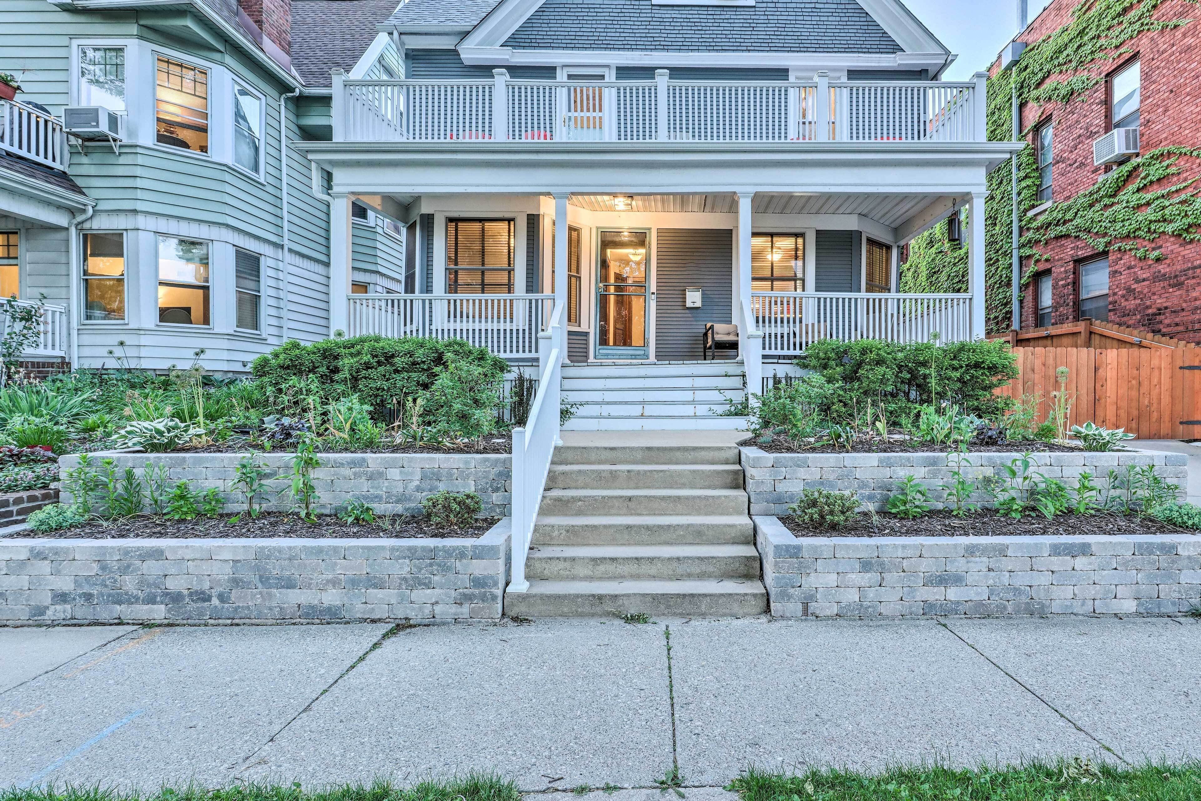 House (4 Bedrooms) | Front of property