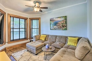 House (4 Bedrooms) | Interior - Milwaukee Home < Half Mi to Lake Michigan! (Milwaukee)