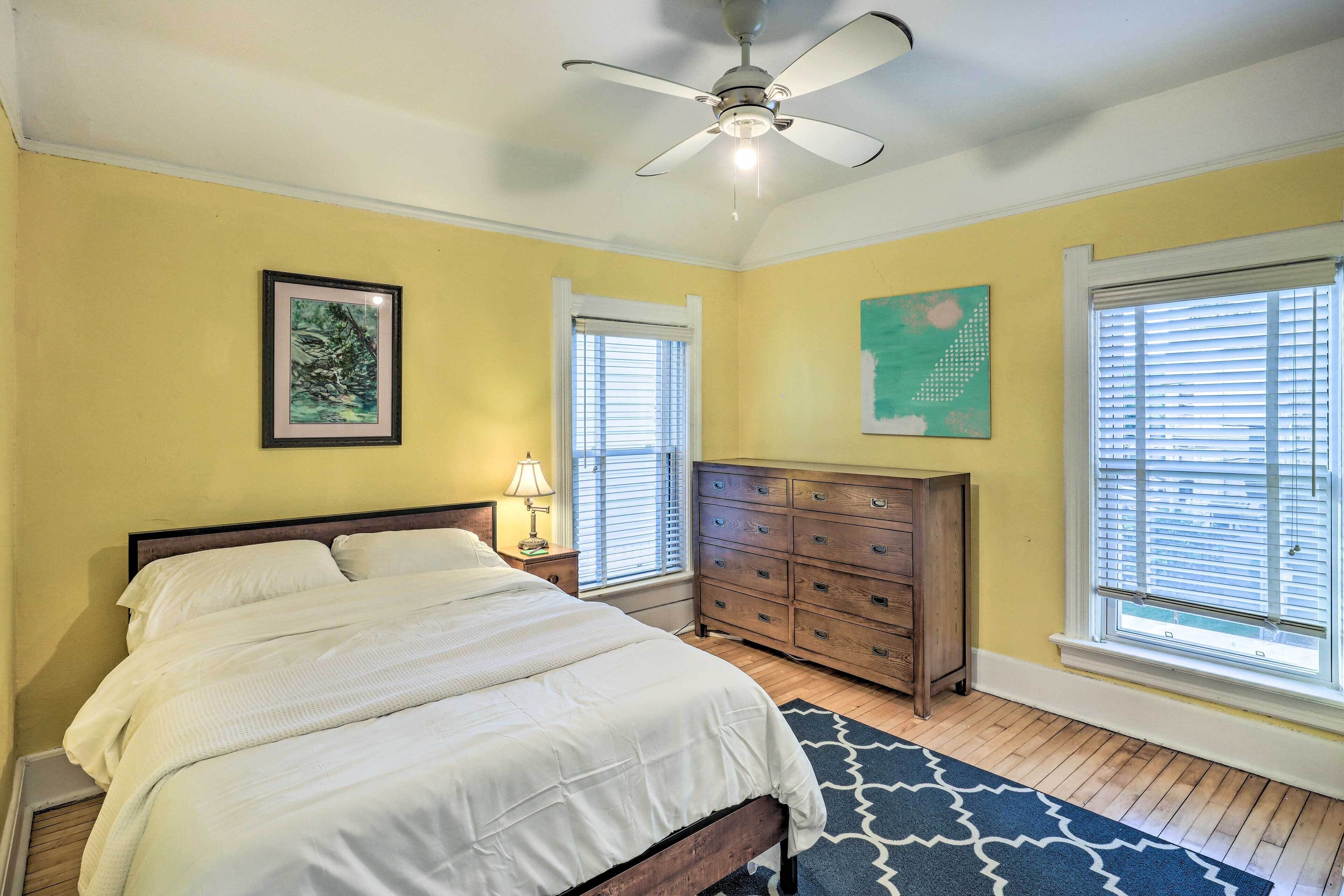 House (4 Bedrooms) | Interior