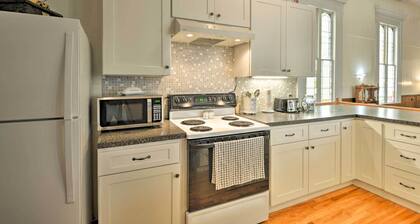 Lisle Apt: Fireplace & Stained Glass Windows!