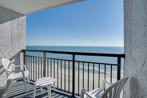 Apartment (1 Bedroom) | Interior - Oceanfront Myrtle Beach Condo w/ Balcony! (Myrtle Beach)