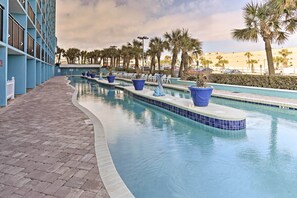 Apartment (1 Bedroom) | Interior - Oceanfront Myrtle Beach Condo w/ Balcony! (Myrtle Beach)