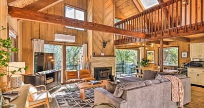 Near Trails: Cabin w/ 2-level Deck in Twain Harte