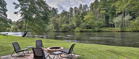 House (3 Bedrooms) | Front of property