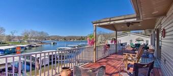 Private Dock, Waterfront Views! Sunrise Beach Home