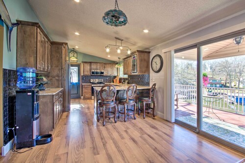 Private Dock, Waterfront Views! Sunrise Beach Home