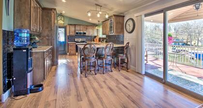 Private Dock, Waterfront Views! Sunrise Beach Home