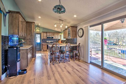 Private Dock, Waterfront Views! Sunrise Beach Home