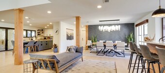 บ้านพร้อมสระว่ายน้ำ ชานบ้าน และความเป็นส่วนตัว! ใกล้จอร์จทาวน์สแควร์  