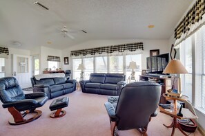 House (2 Bedrooms) | Front of property