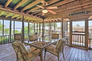 Interior - Granbury Lakefront Escape w/ Boat Dock & Slip! (Granbury)