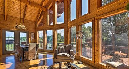 Piney Creek Mountain-view Cabin w/ Wraparound Deck