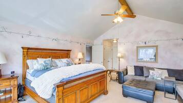 House (5 Bedrooms) | Interior