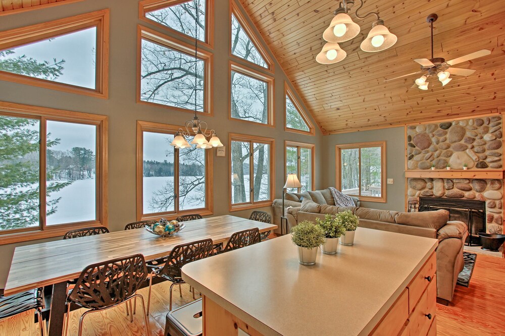 Cozy Waterfront Fife Lake Cottage W/dock & Kayaks!