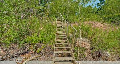 15 Mi to Duluth: Lake Superior Beachfront Home!