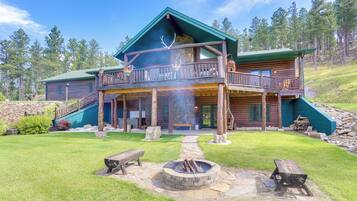 House (6 Bedrooms) | Front of property