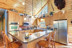 House (6 Bedrooms) | Interior - Black Hills Cabin: Hot Tub, Game Room & Deck (Custer)