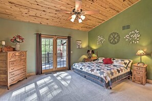 House (6 Bedrooms) | Interior