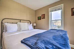 Apartment (2 Bedrooms) | Interior - Cozy Damascus Apartment w/ Great Views! (Damascus)