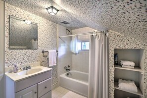 Ev (4 Bedrooms) | İç mekân