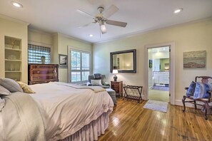 House (4 Bedrooms) | Interior - Lush Elkin Home w/ Porch Views & Pool Table (Elkin)