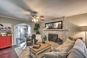 House (3 Bedrooms) | Interior - Modern Florence Getaway w/ Patio & Grill! (Florence)