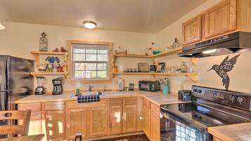 House (1 Bedroom) | Interior