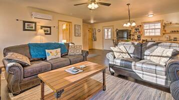 House (1 Bedroom) | Interior