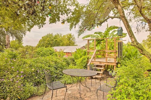 'the Gathering Place' Brenham Home on 6 Acres