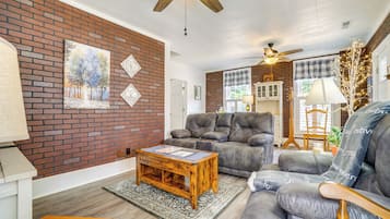 Cottage (1 Bedroom) | Interior