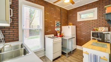 Cottage (1 Bedroom) | Interior