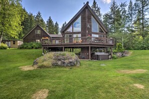 House (4 Bedrooms) | Interior - Quiet + Elegant Whitefish Home w/ Hot Tub (Whitefish)