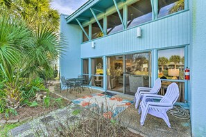Apartment (2 Bedrooms) | Interior - PCB Escape w/ Pool & Beach Access, Beach Chairs! (Panama City Beach)