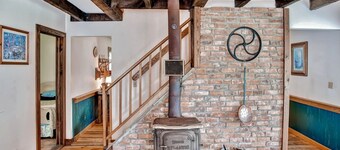 5 Mi to Cooperstown All Star Village: Otego Home