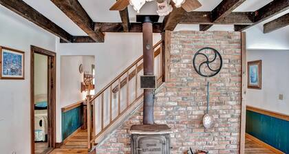 5 Mi to Cooperstown All Star Village: Otego Home