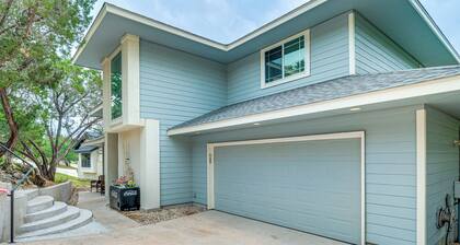 Beach & Pool Access at Lake Travis Family Getaway!