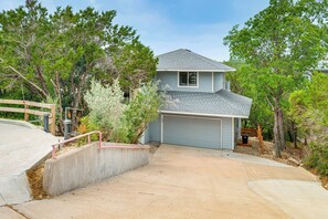 Interior - Beach & Pool Access at Lake Travis Family Getaway! (Leander)