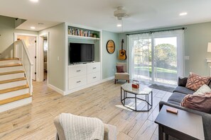 Cottage (2 Bedrooms) | Interior