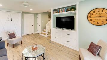 Cottage (2 Bedrooms) | Interior