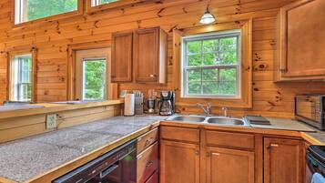 House (1 Bedroom) | Interior