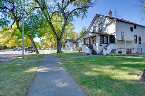Apartment (1 Bedroom) | Interior