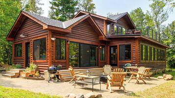 House (2 Bedrooms) | Front of property