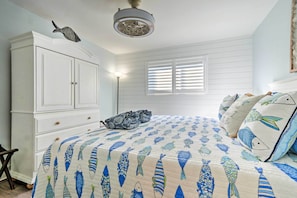 Interior - Pools, Tennis + Beach Access: Hilton Head Escape! (Hilton Head Island)