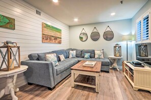 Apartment (2 Bedrooms) | Interior - Pools, Tennis + Beach Access: Hilton Head Escape! (Hilton Head Island)