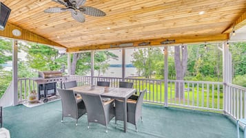 House (4 Bedrooms) | Front of property