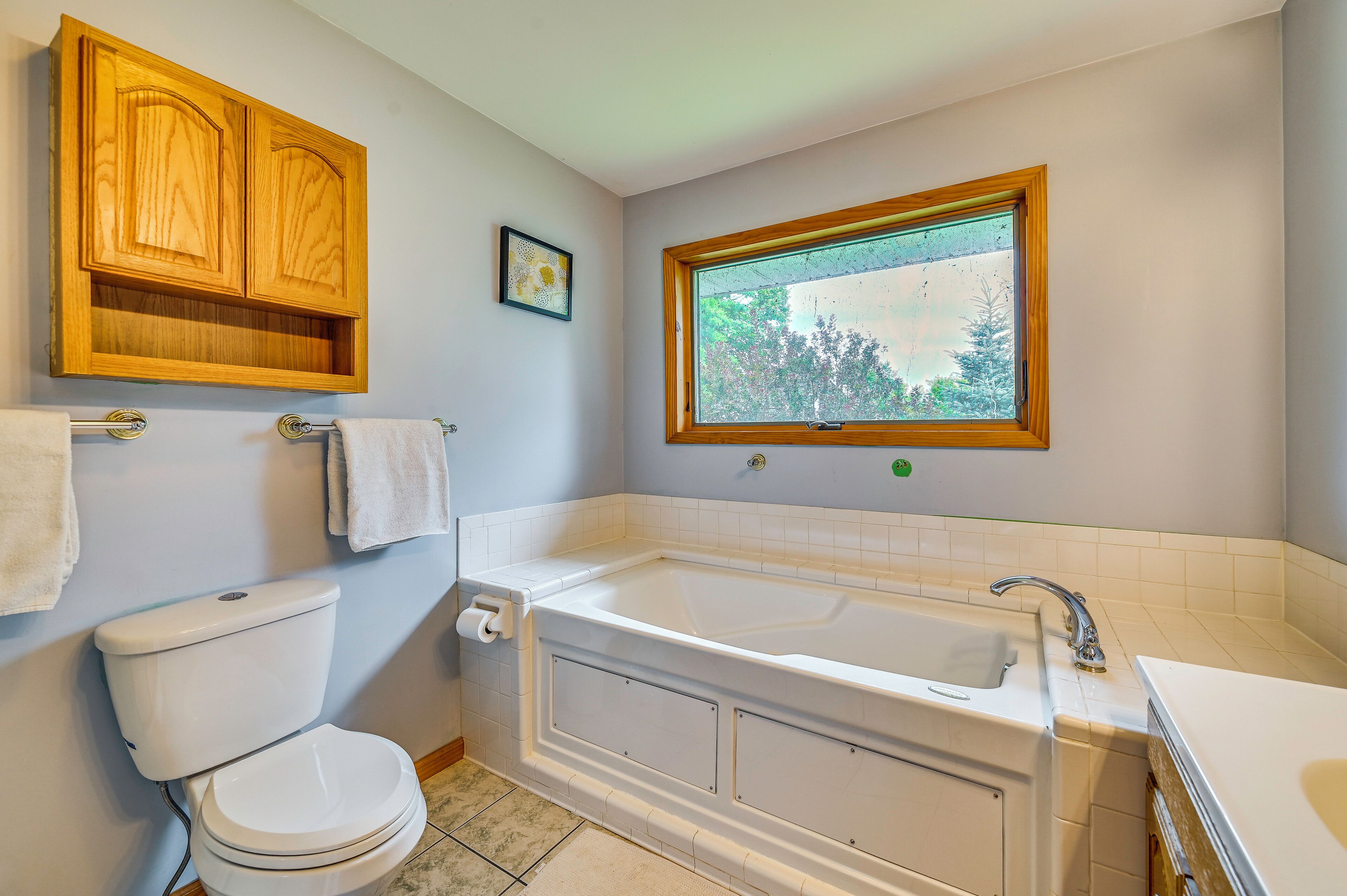 Talo (4 Bedrooms) | Sisätilat