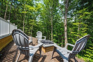 Interior - 3-acre Thetford Rental w/ River Access & Upgrades! (Thetford)