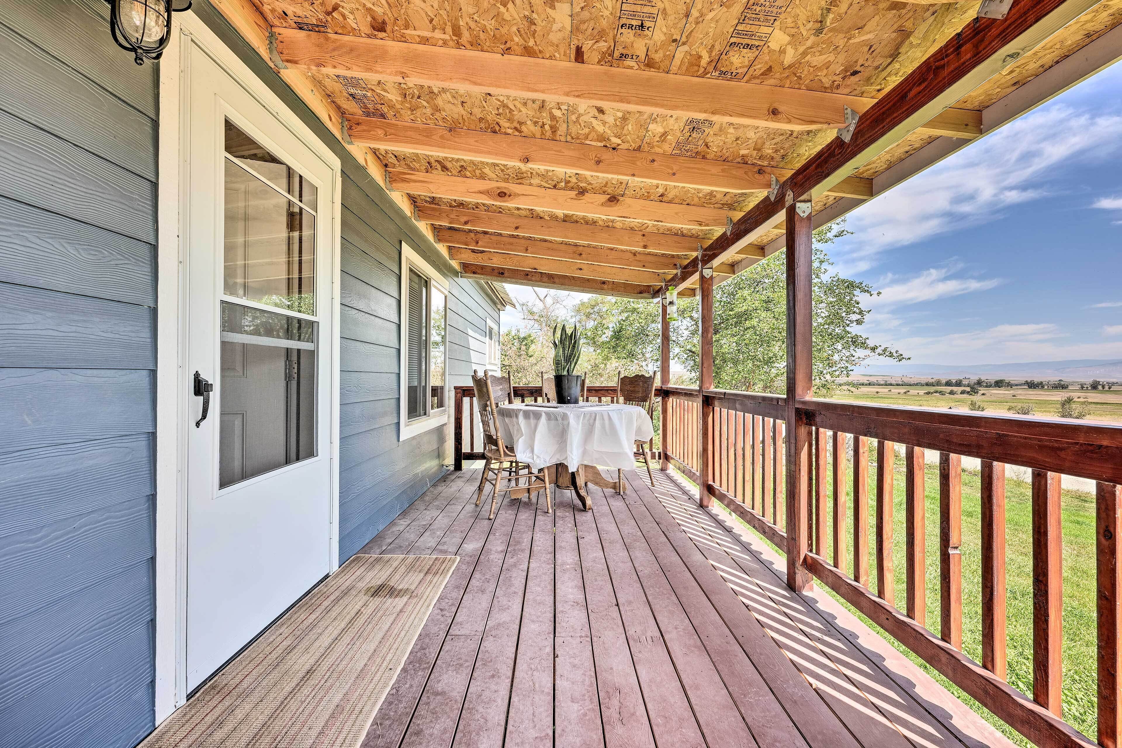 Fisher Springs Home, 12 Mi to Anthony Lake!