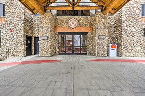 Apartment (0 Bedroom) | Interior