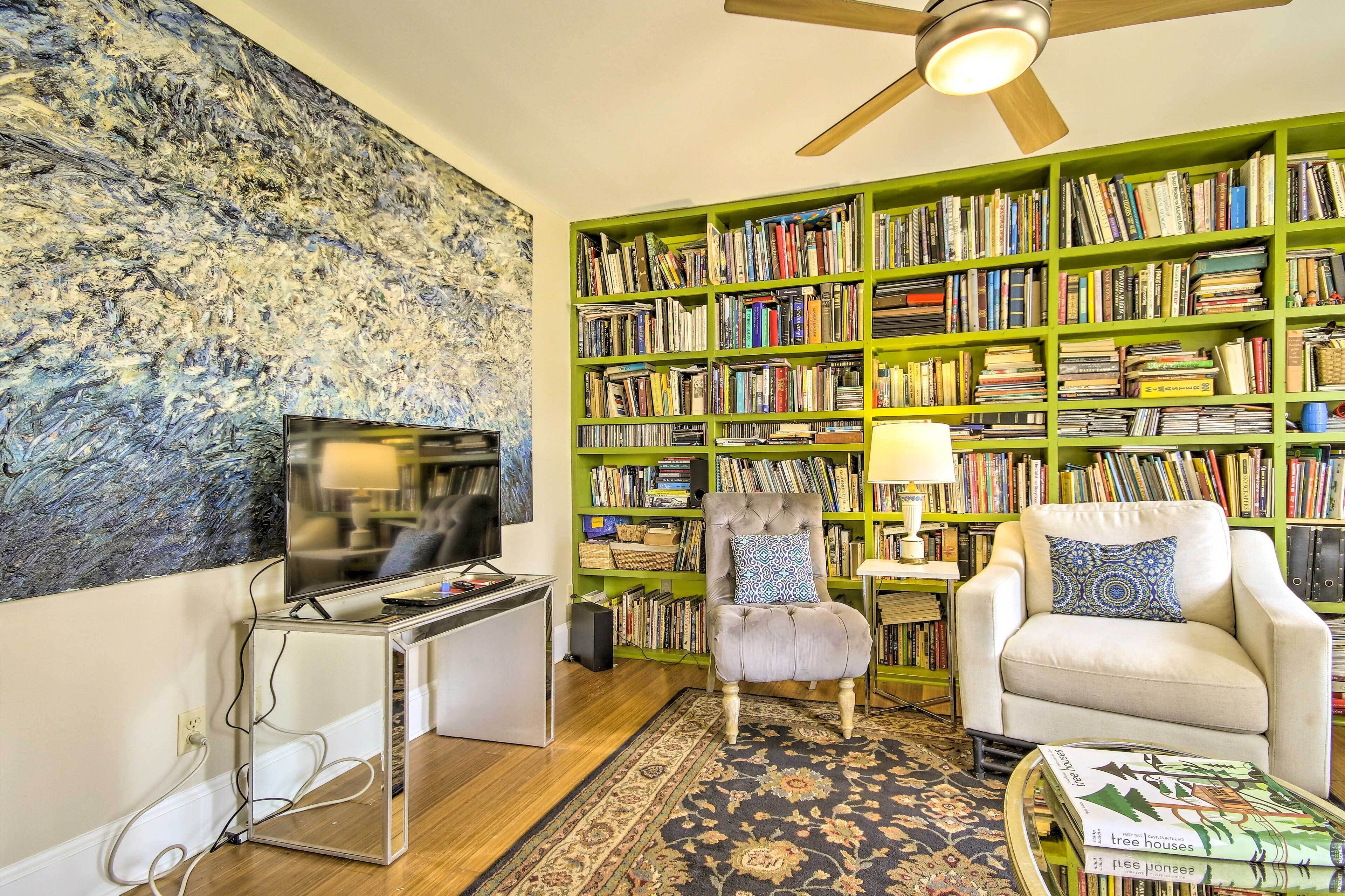 Historic Farmhouse w/ Chef's Kitchen Near Wineries